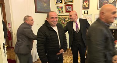 Başkan Soyer'e destek ziyaretleri