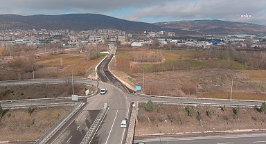 Bozüyük Yeşilkent Hemzemin Geçidi üzerindeki bağlantı yolu trafiğe açıldı