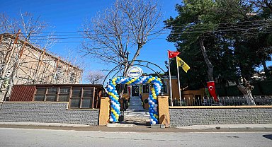 Buca'da emekliler kazandı: Başkan Erhan Kılıç Ata Evi'ni hizmete açtı