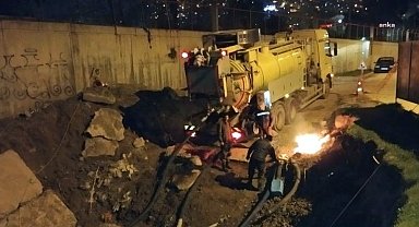Büyük Kanal'daki temizlik çalışmaları yerin 8 metre altında sürüyor