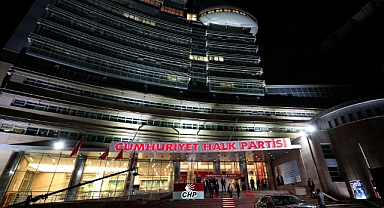 CHP İzmir adaylarını açıkladı... İzmir Büyükşehir Belediye Başkan Adayı Cemil Tugay oldu