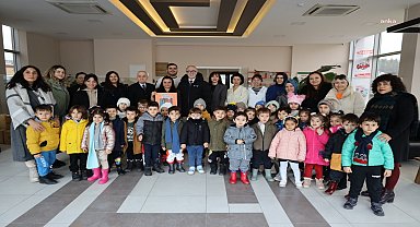 Çınar Çocuk Evi'nin miniklerinden gazetecilere ziyaret