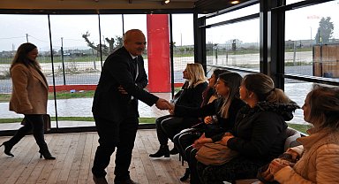Çine Belediye Başkanı Kıvrak, kadın kuaförleriyle bir araya geldi