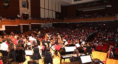 Çocuk Senfoni ve Cengiz Özkan, 'Yeni Yıla Merhaba' konserinde sahne alacak