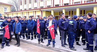 Demiryol İş Sendikası üyesi işçiler Eskişehir'de eylem yaptı: "Kamu işçileri olarak üvey evlat muamelesi gördük"