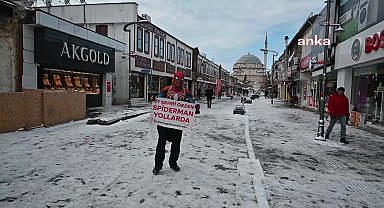Depremzede çocuklara moral veren örümcek adam Yozgat'a geldi, arabaşı yutma eğitimi aldı