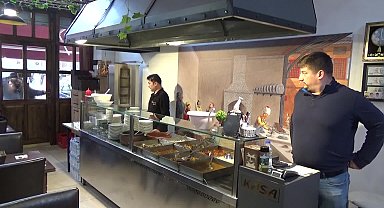 Edirneli esnaf lokantasındaki yemeklerde yüzde 20 indirim yaptı: "Dayanabildiğimiz yere kadar dayanacağız"