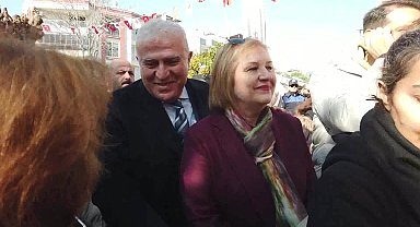 Efeler Belediyesi 15'inci kitap kafeyi hizmete açtı