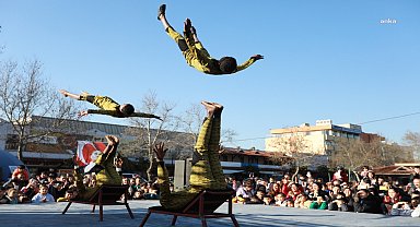 Efes Selçuklu çocuklar yarıyıl çocuk şenliğini çok sevdi