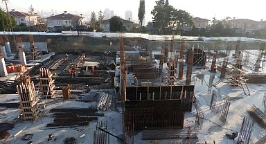 Esenyurt Belediye Başkanı Bozkurt, 'Kampüs Lise'yi değerlendirdi: "Eğitim sorununa çözüm olacak bir proje"