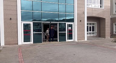 Eski CHP Milletvekili Göker 'iş yeri dokunulmazlığını ihlal' suçlamasıyla yargılanıyor: "Türk bayrağına ve Atatürk'e sahip çıkmak herkesin boynunun borcudur"