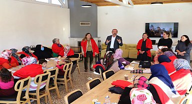 Eskişehir Büyükşehir'in Mihalıççık'taki "Kadın Sağlığı Eğitim Seminerleri" tamamlandı