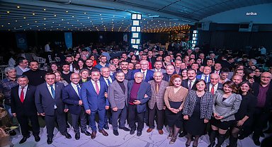 Eskişehirli basın emekçileri, 10 Ocak Çalışan Gazeteciler Günü için düzenlenen yemekte buluştu
