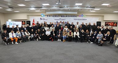 Esnafla buluşan Başkan Hürriyet, "İzmit'i hep bir adım ileriye taşımaya çalışıyoruz"