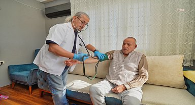 Gaziemir Belediyesi sağlık hizmetleriyle yüzleri güldürüyor
