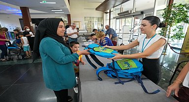 Gaziemir'de zorluklar sosyal hizmetlerle aşılıyor