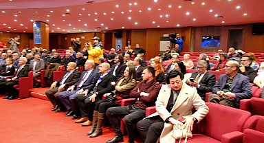 İyi Parti Genel Başkan Yardımcısı Demir: "Nebi Hatipoğlu, İyi Parti'nin tüzel kişiliğinde meclise girdi. Etik olan milletvekilliğinden istifa etmesiydi"