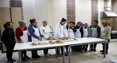 Karşıyaka Belediyesi sertifikalı kurslarla istihdama destek oluyor