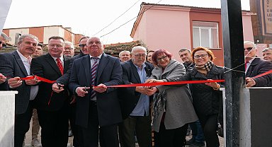 Kemalpaşa'da Boşnak evi açıldı