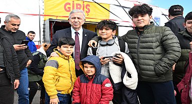 Mansur Yavaş tatilin ilk günü çocuklarla BAKAP'ta buluştu