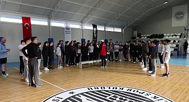 Marmaris'te memur adayları, zabıta kadrosu için ter döktü