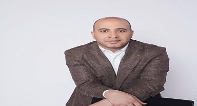 Mimar Sedat Yalçınkaya, CHP'den Bakırköy Belediye Başkan Aday Adayı olduğunu duyurdu