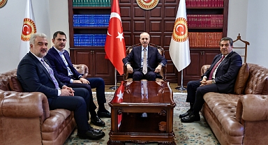 Numan Kurtulmuş, AKP İstanbul Heyetini kabul etti