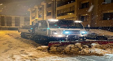 Odunpazarı Belediyesi 24 saat kar ve buzlanmayla mücadele ediyor