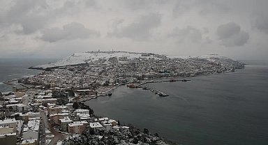 Sinop'ta kar yağışı kazalara neden oldu, 110 köy yolu kapandı