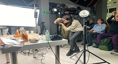 Tepebaşı'nda gençler ürün fotoğrafçılığını öğrendiler