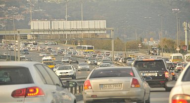 TÜİK: 2023'te trafiğe kaydı yapılan taşıt sayısı yıllık yüzde 80,3 artışla 2 milyon 290 bin 280 adet oldu