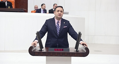 Umut Akdoğan: “Kamu bankaları soyuluyor”