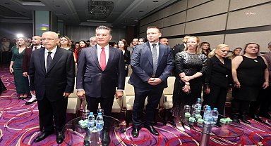 Yenimahalle Belediye Başkanı Fethi Yaşar, Mood Ödüllerinde 'Yılın En Başarılı Belediye Başkanı' seçildi