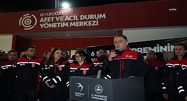 6 Şubat depremlerinde hayatını kaybedenler, Beylikdüzü'nde anıldı