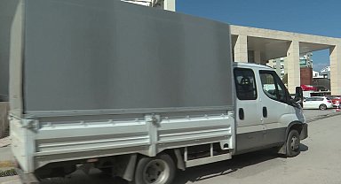 Antalya Büyükşehir Belediyesi'nden selzedelere eşya yardımı 