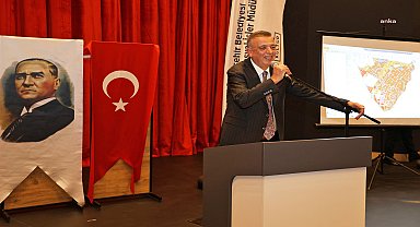 Ataşehir'de İçerenköy'ün imar planıyla ilgili bilgilendirme toplantısı yapıldı… Battal İlgezdi: "İçerenköy'ün İmar sorunu çözülmüştür"