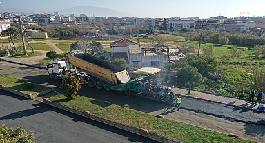 Aydın Büyükşehir Belediyesi, kent genelinde yol çalışmalarını sürdürüyor