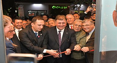 Başkan Tugay'dan belediye başkanlarına çağrı: "Adayların yanında durun"