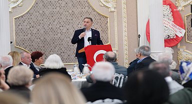 Beylikdüzü Belediye Başkanı Çalık, emekli öğretmenlerle buluştu: "Sizlerin hakkını ne yapsak ödeyemeyiz" 