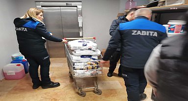 Bilecik Belediyesi zabıtasından marketlerde ürün gramaj ve fiyat denetimi