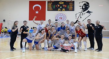 BOZÜYÜK BELEDİYESİ EĞİTİM VE SPOR KULÜBÜ VOLEYBOL TAKIMI YARI FİNALDE 
