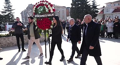 Büyükçekmeceliler, Atatürk'e hareket eden Şevki Yılmaz'ı kınadı… Başkan Akgün: "Cumhuriyet'in savcıları hesabını soracaktır"