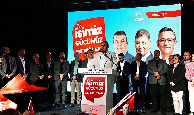 CHP Seferihisar Belediye Başkan Adayı İsmail Yetişkin'in Ürkmez'deki seçim ofisine coşkulu açılış