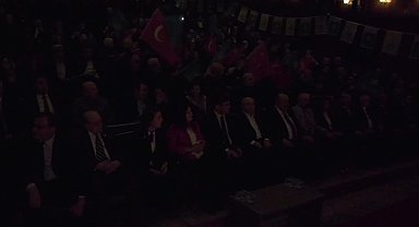 ÇORUM'DA KONUŞAN ERHAN USTA: “ERDOĞAN’IN RUH HALİNE GÖRE DIŞ POLİTİKA UYGULANIYOR”