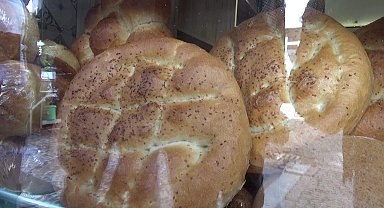Edirne'de 350 gram ramazan pidesi 20 liradan satılacak
