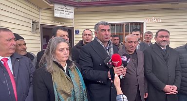 Elazığ Karşıyaka Mahallesi Muhtarı Demirbaş: "TOKİ konutlarını dar gelirlilere verdiler. Bin 200 lira olan ev taksiti TEFE-TÜFE'den dolayı 7 bin 500 lira oldu"