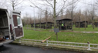 Esenyurt'ta parklar bahara hazırlanıyor