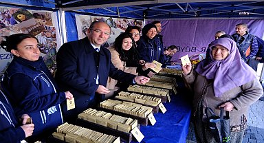 ESKİŞEHİR BÜYÜKŞEHİR BELEDİYESİ'NİN 'TOHUM TAKAS GÜNLERİ' ALPU VE SEYİTGAZİ'DE DEVAM ETTİ 