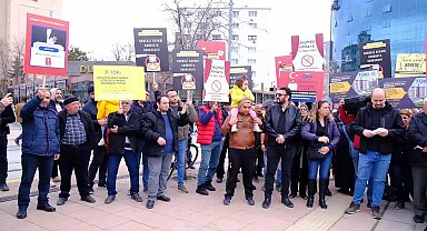 Eskişehir'de Toki mağdurlarından AKP Büyükşehir Belediye Başkan Adayı Nebi Hatipoğlu'na çağrı: "Buradan oy almak istiyorsanız kapı kapı gezin"