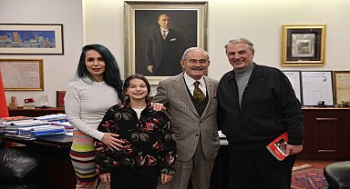 Gazeteci Can Ataklı'dan Yılmaz Büyükerşen'e ziyaret